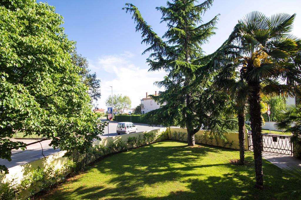 Apartments Lidija Umag Exterior foto